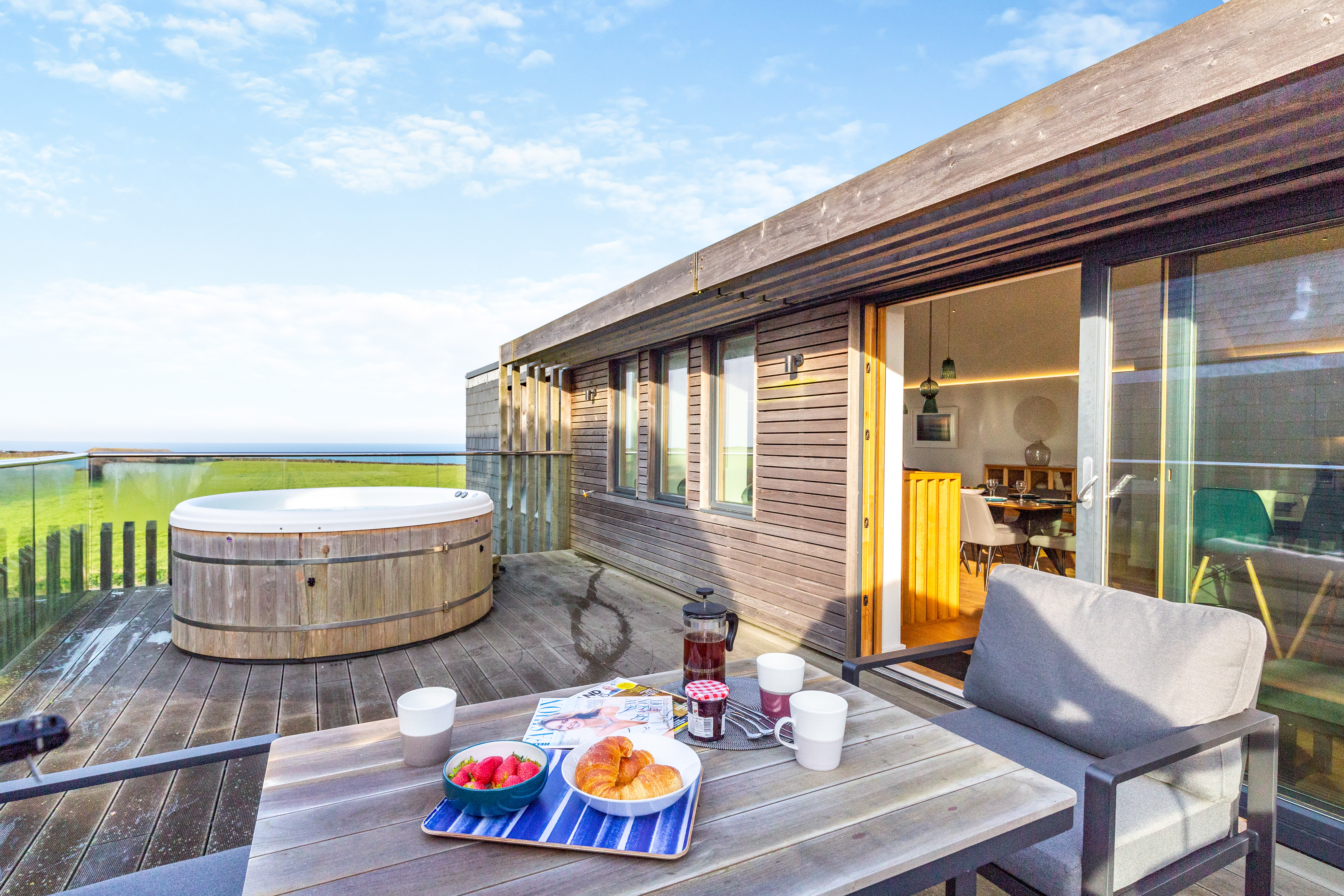 The Mawgan Porth House dog-friendly Mawgan Porth Cornwall