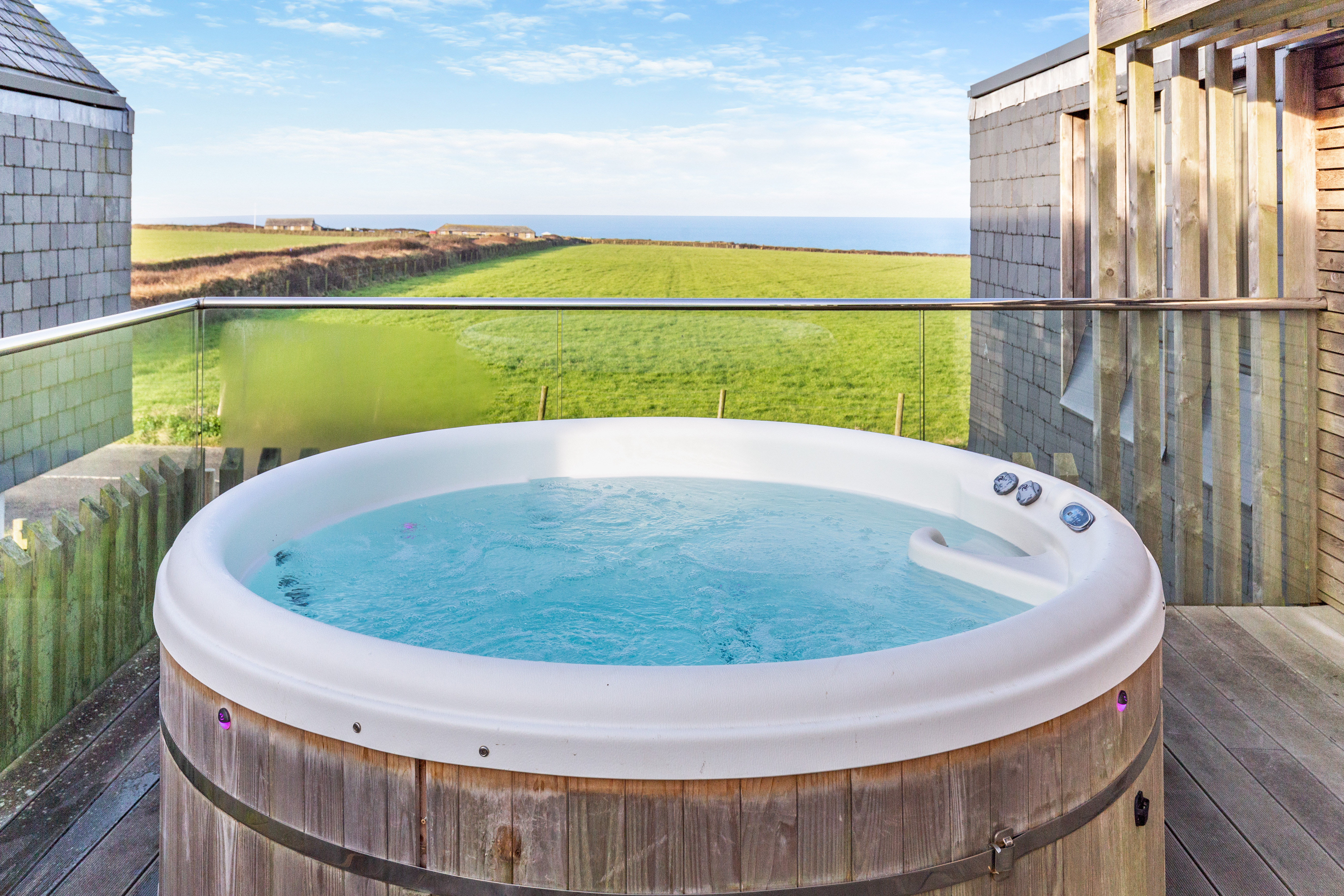 The private hot tub on the sun terrace at The Mawgan Porth House, Mawgan Porth