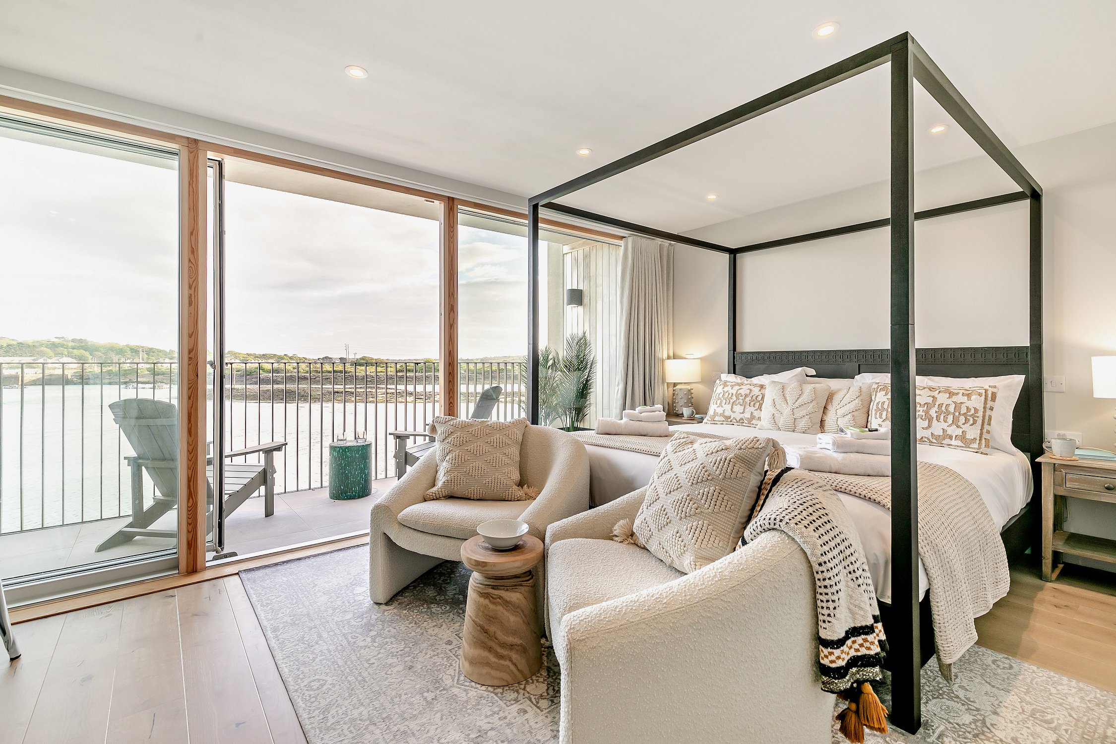 The four-poster master bedroom at The Hayle Cottage, Hayle Cornwall