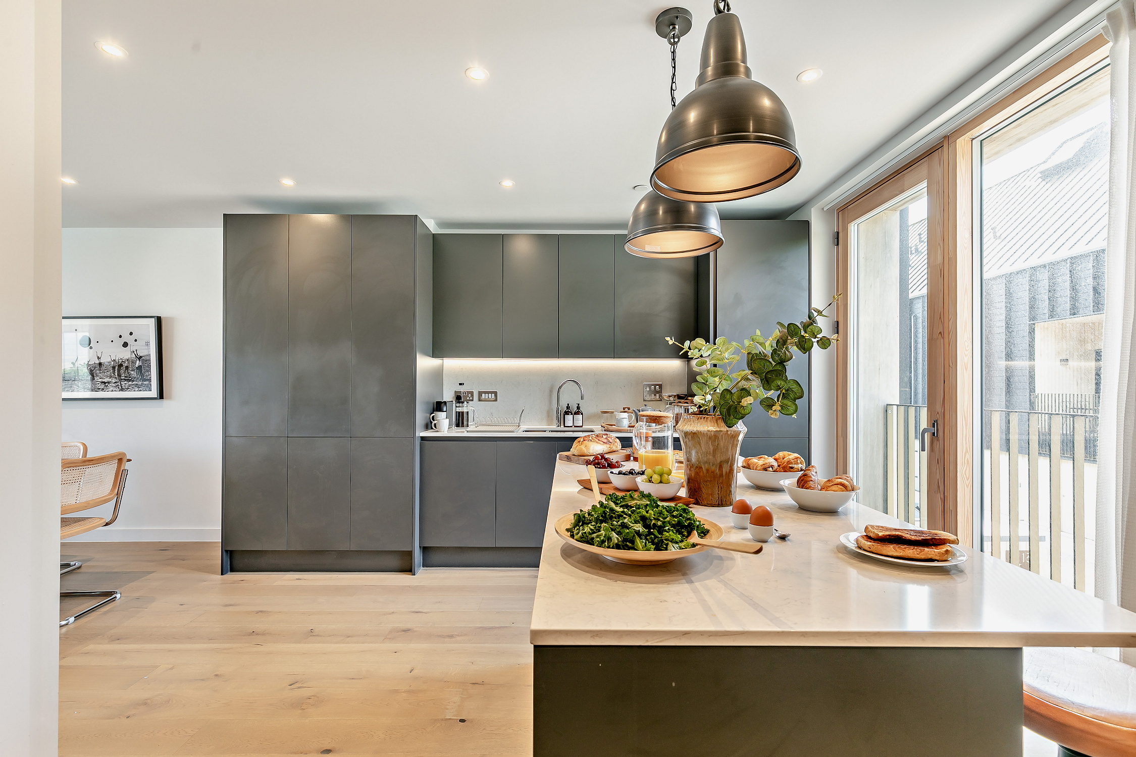 The open-plan kitchen and dining area at The Hayle Cottage, Hayle Cornwall