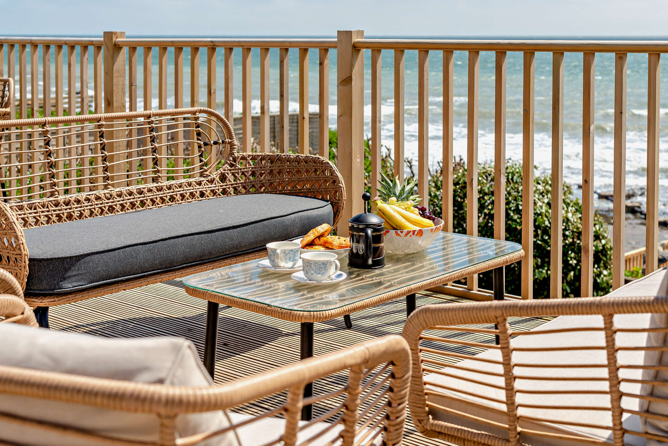 Alfresco dining on the decking at The Downderry Cottage, Downderry Cornwall