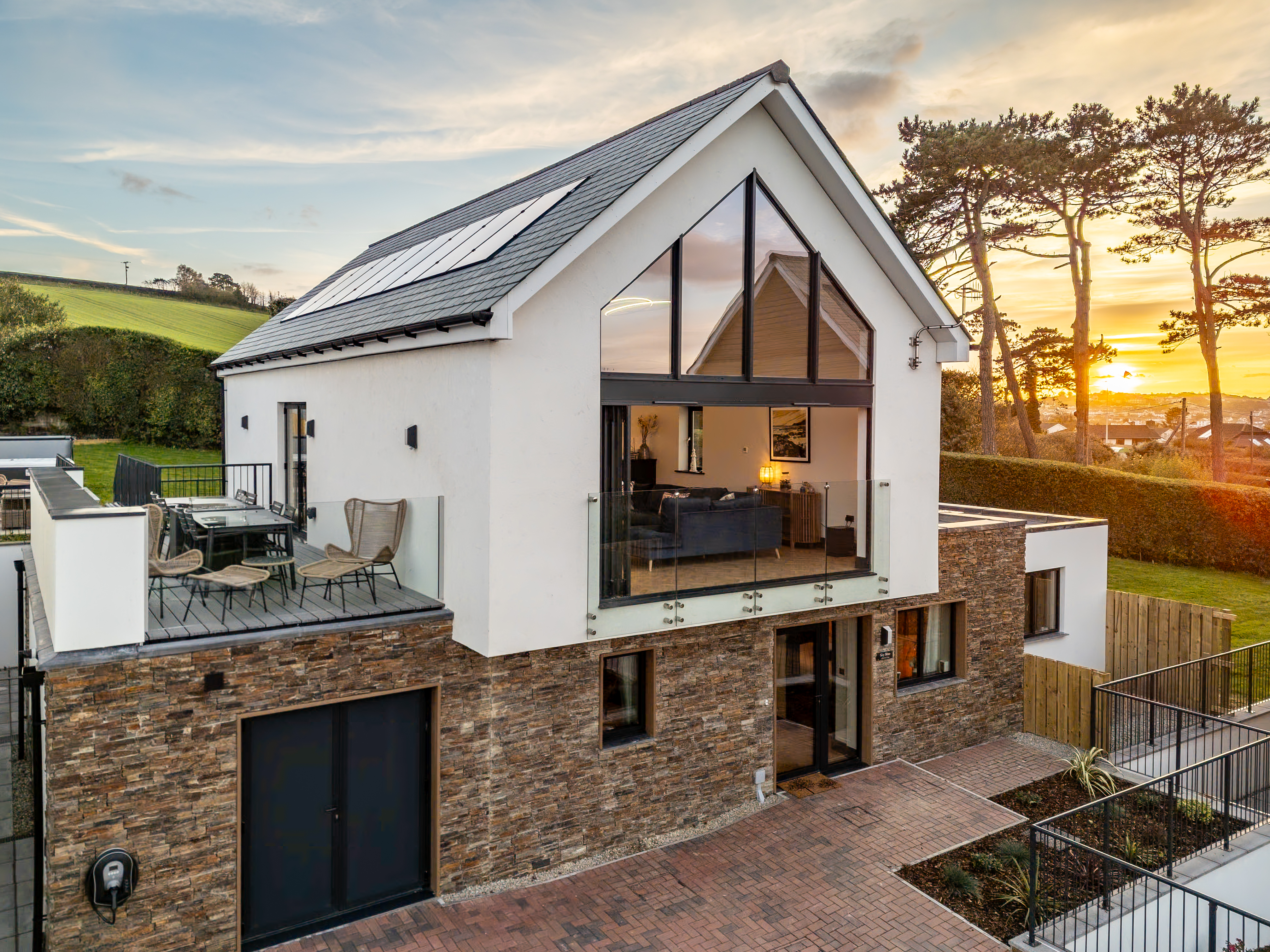 The Estuary House dog-friendly estuary house exterior, Instow Devon