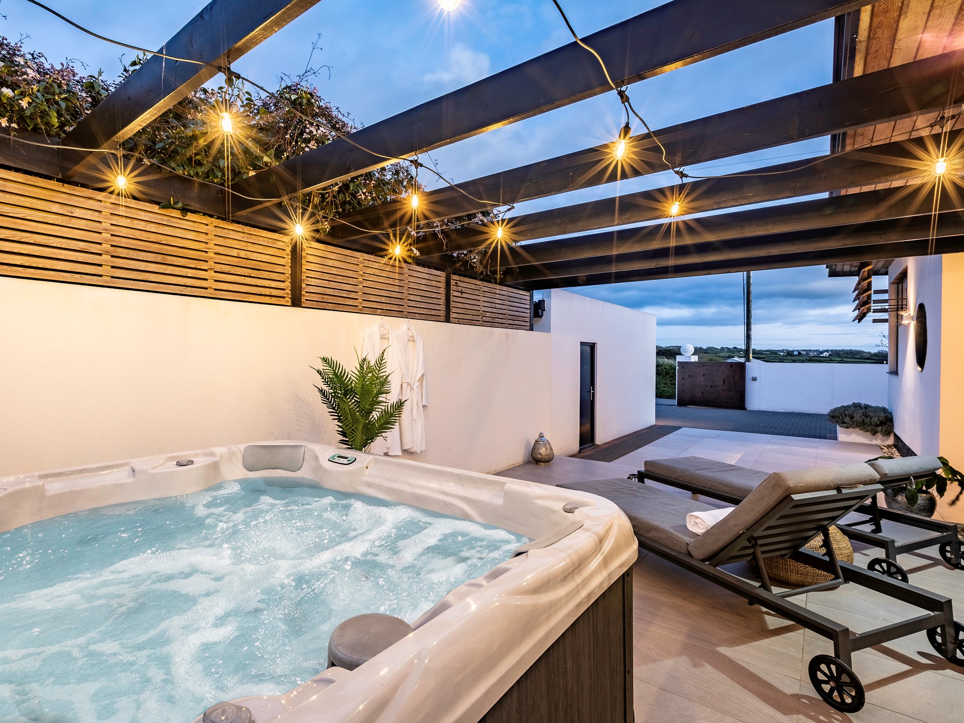 The hot tub on the private terrace at The Tehidy House, Portreath