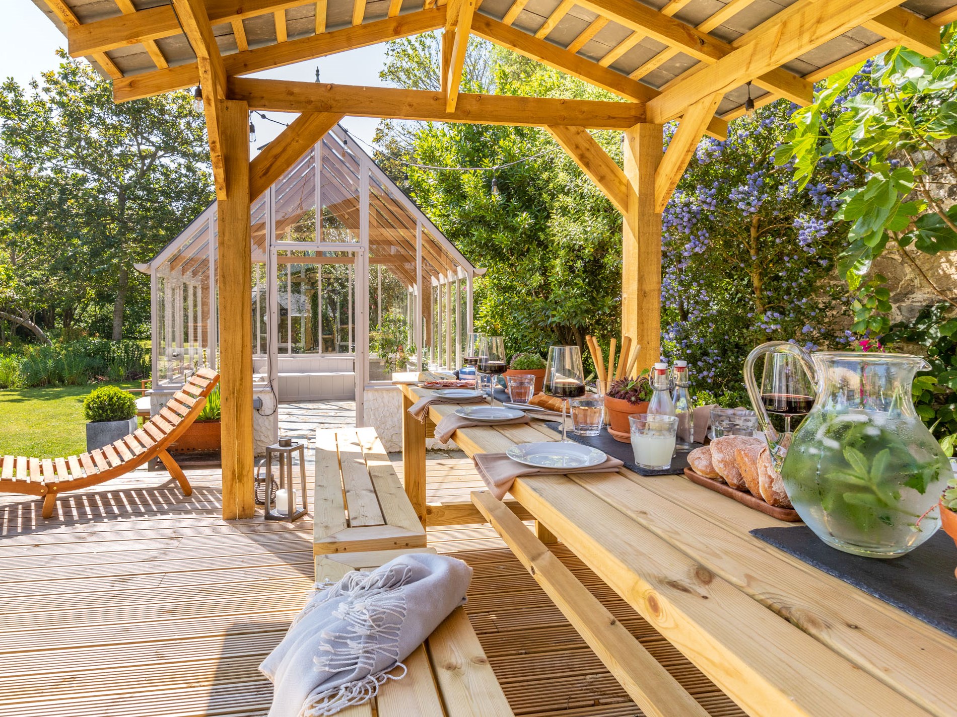 Alfresco dining on the sun terrace at The Bude House, near Bude