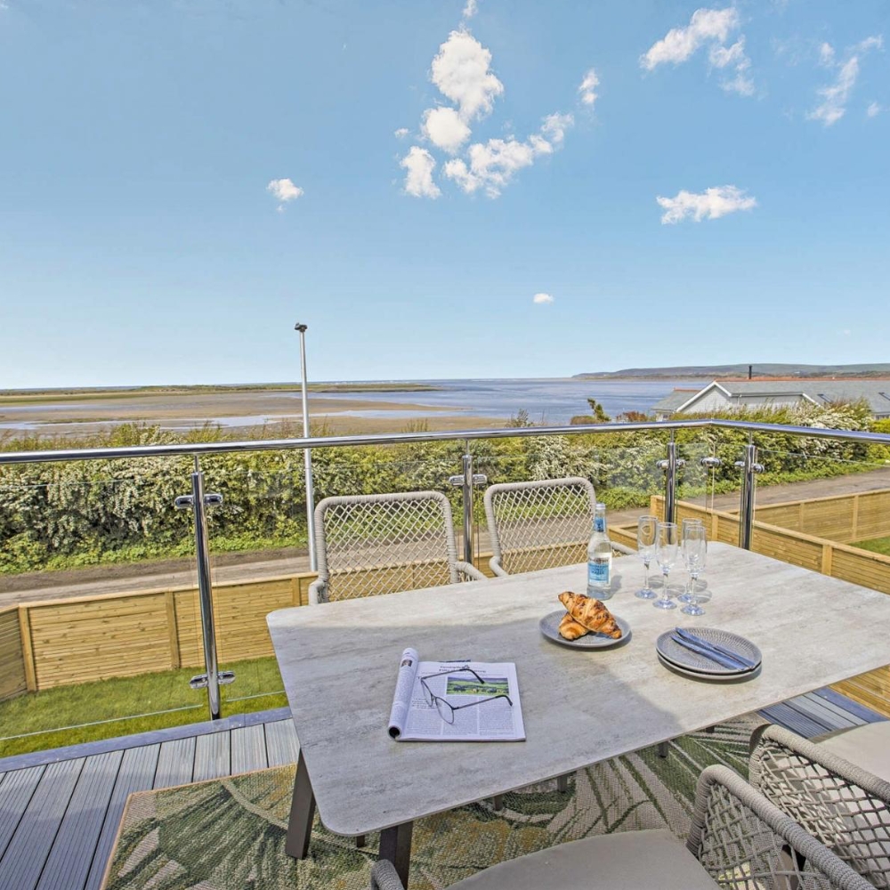 Dog Friendly Holiday Cottage Devon, Sunset Bay